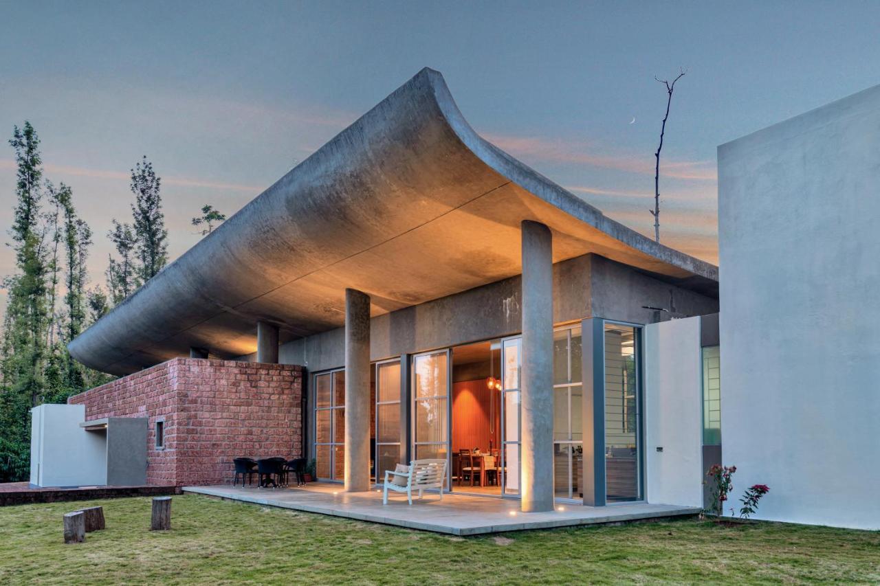Saffronstays Cafella- A 3-Bdr Elliptical-Roof Villa In Chikmagalur Mudigere 外观 照片
